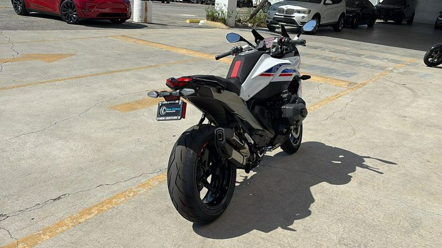 2026 BMW R1300RS Inventory
