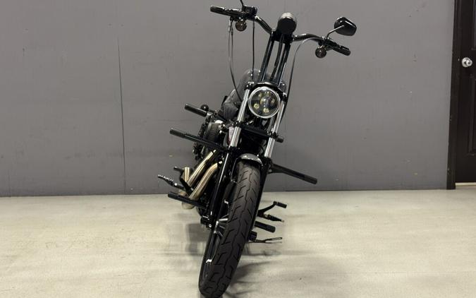 XL 883N 2022 Iron 883™