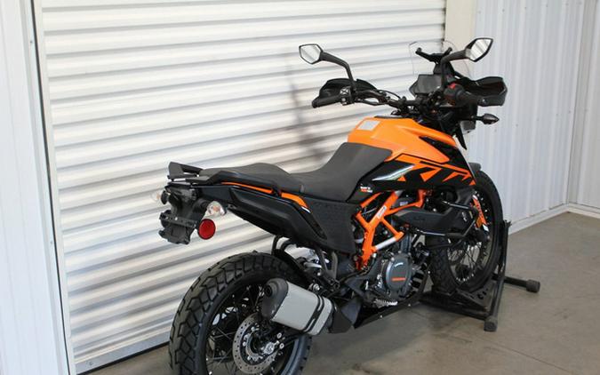 2023 KTM Adventure 390