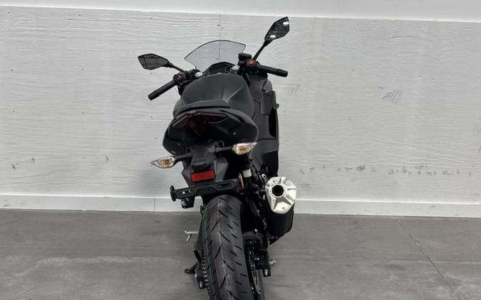 2026 Kawasaki Ninja® 500 SE ABS