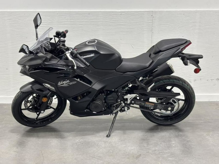 2026 Kawasaki Ninja® 500 SE ABS