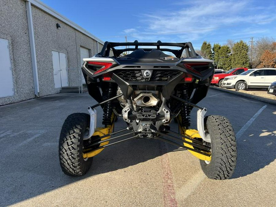 2024 Can-Am® Maverick R 999T DCT