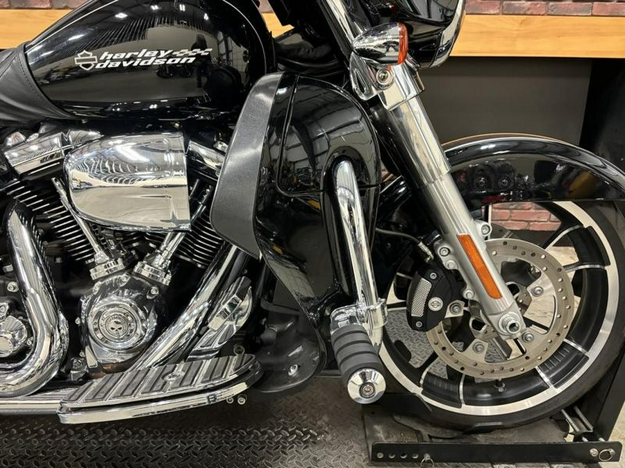 2021 Harley-Davidson® FLHX - Street Glide®