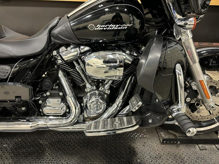 2021 Harley-Davidson® FLHX - Street Glide®