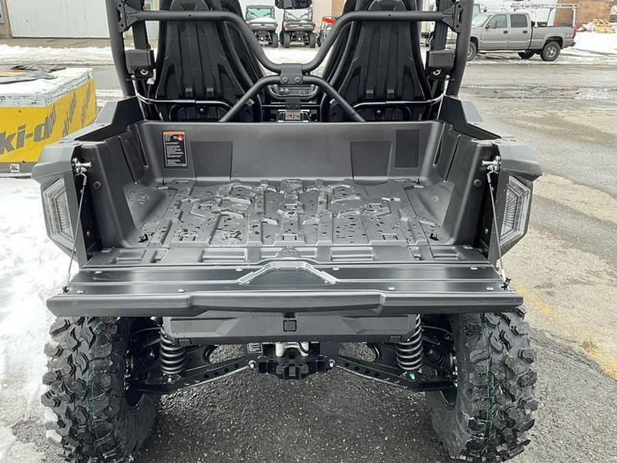 2025 Yamaha Wolverine RMAX4 1000 XT-R