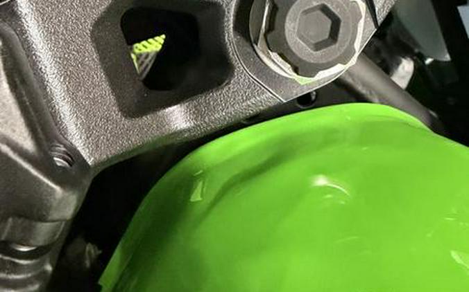2025 Kawasaki Ninja® 500 KRT Edition SE ABS