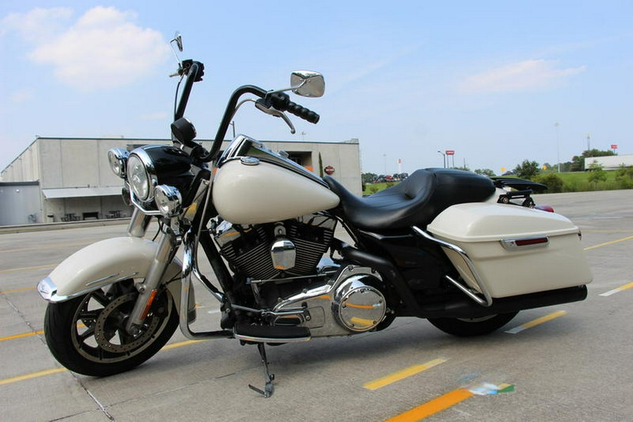 2014 Harley-Davidson® FLHP - Road King® Police