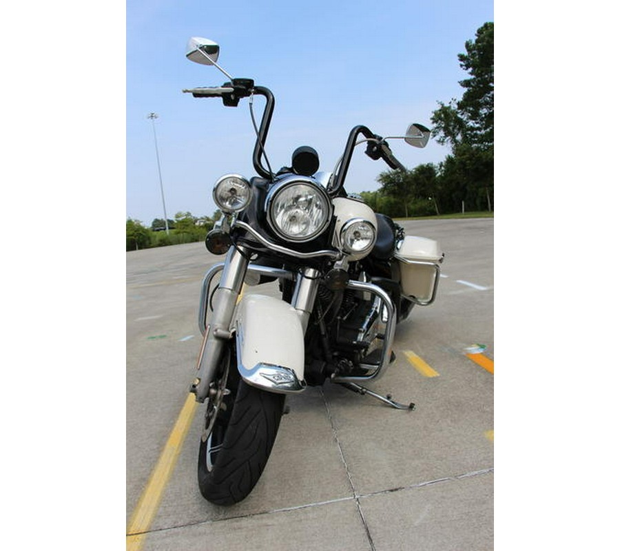 2014 Harley-Davidson® FLHP - Road King® Police