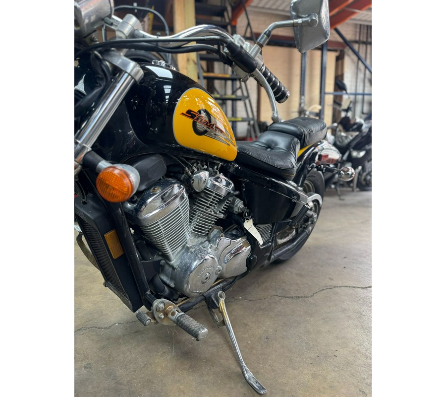 1997 HONDA VT600CD