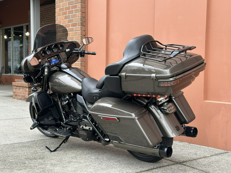 Harley-Davidson® CVO™ Limited Bronze Armor