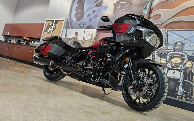 2025 Harley-Davidson CVO Road Glide ST FLTRXSTSE