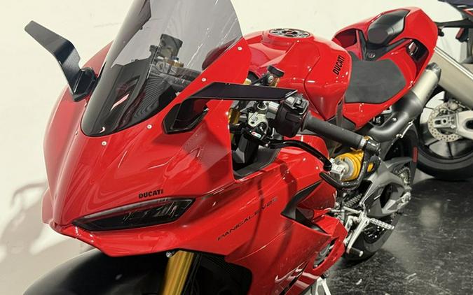 2026 Ducati Panigale V2