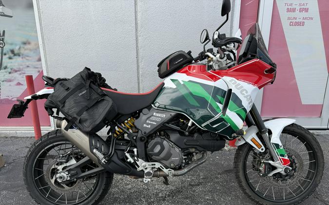2023 Ducati DesertX Star White Silk - 01416T