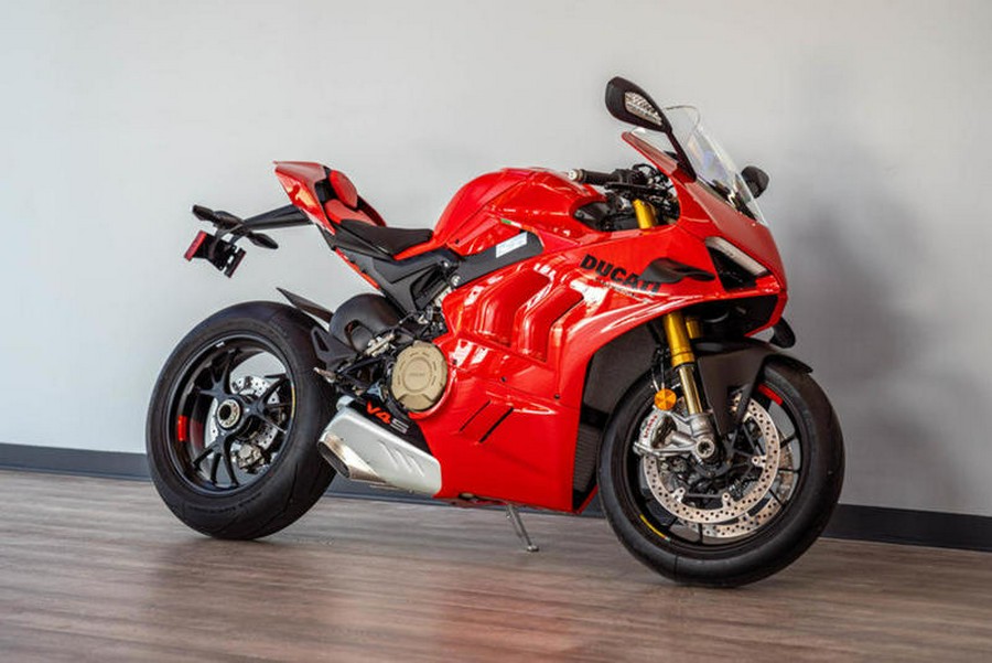 2024 Ducati Panigale V4 S Red