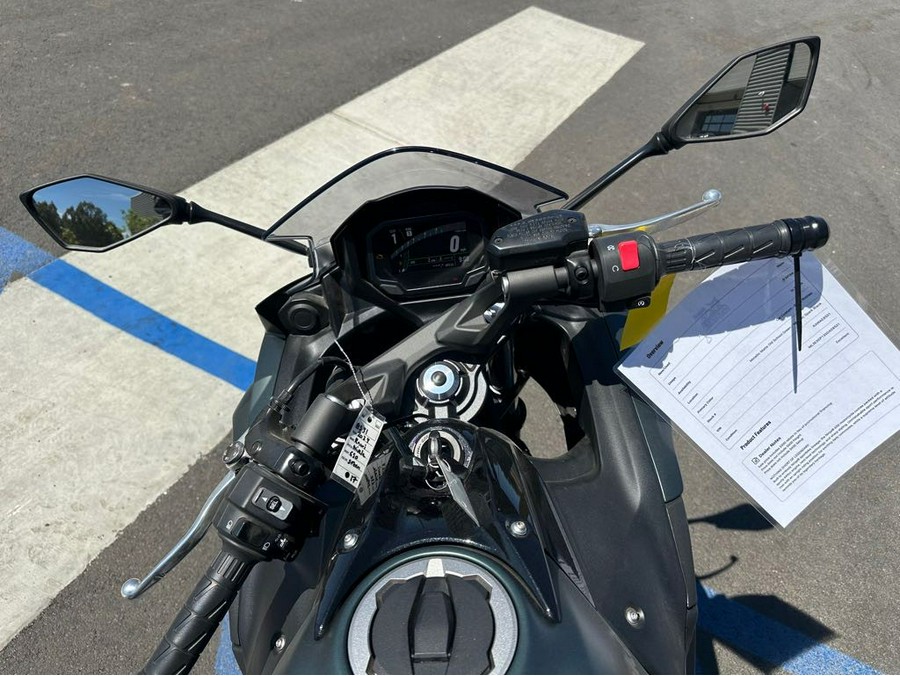 2025 Kawasaki Ninja 650 ABS