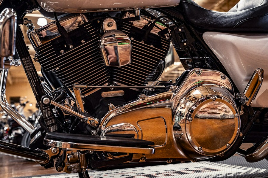 2016 Harley-Davidson Street Glide Special