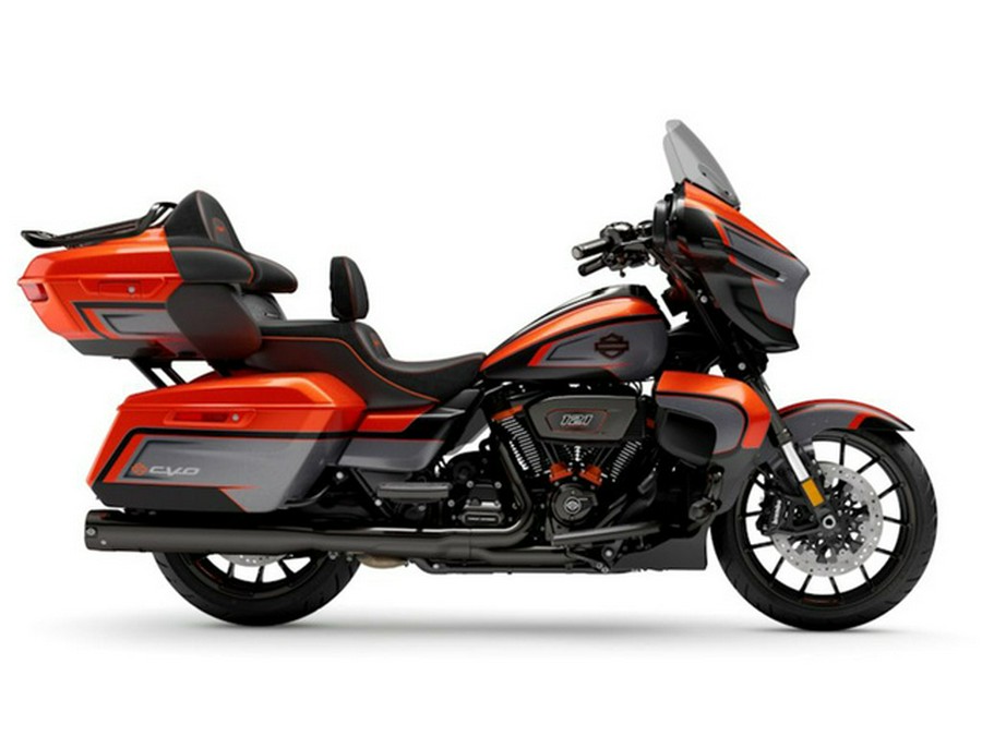 2026 Harley-Davidson Street Glide FLHXLSE - CVO Limited