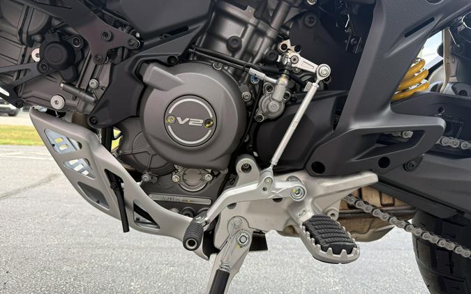 2027 Ducati DesertX V2 Matte Star White Silk - 001984