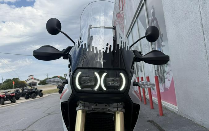 2027 Ducati DesertX V2 Matte Star White Silk - 001984