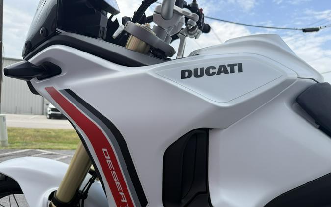 2027 Ducati DesertX V2 Matte Star White Silk - 001984