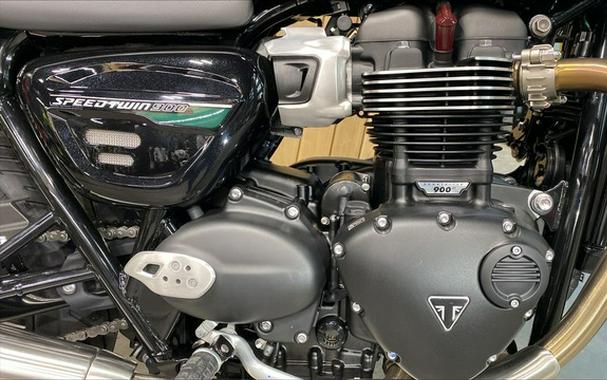 2024 Triumph Speed Twin 900 Competition Green/Phantom Black