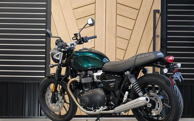 2024 Triumph Speed Twin 900 Competition Green/Phantom Black