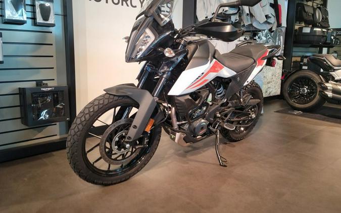 2020 KTM Adventure 390