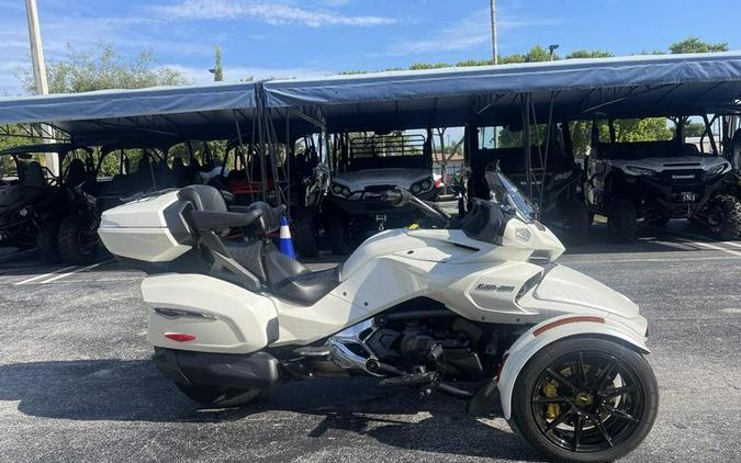 2017 Can-Am® Spyder® F3 Limited 6-Speed Semi-Automatic (SE6)