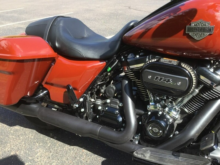 2024 Harley-Davidson® Road King® Special Red Rock