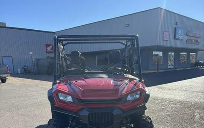2025 Honda® Pioneer 1000-6 Deluxe Crew