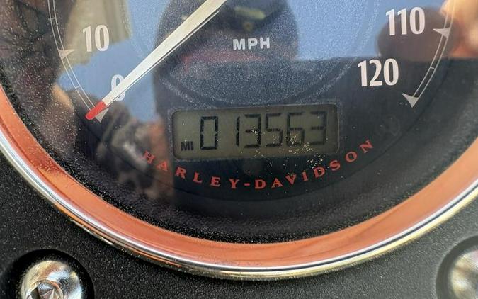 2016 Harley-Davidson® FXDB - Dyna® Street Bob®