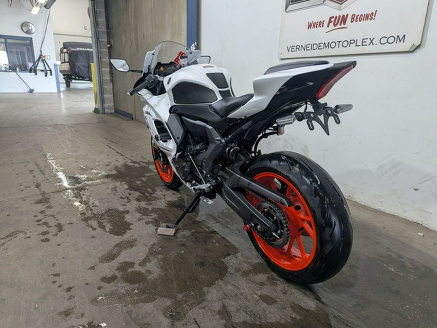 2023 Yamaha YZF R7