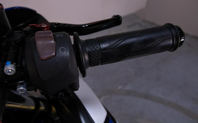 2016 Yamaha Motor Corp., USA YZF-R3