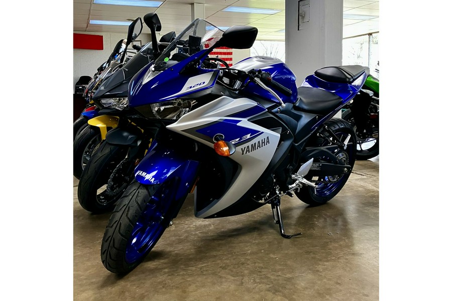 2015 Yamaha YZF-R3