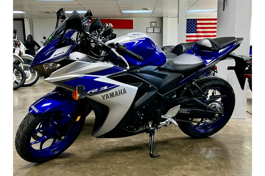 2015 Yamaha YZF-R3