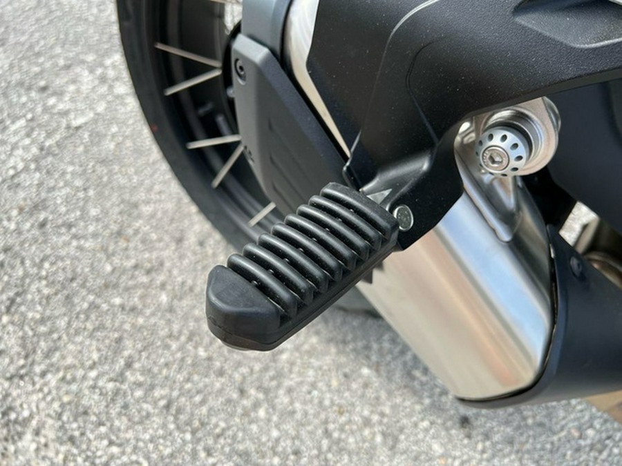 2025 Moto Guzzi Stelvio