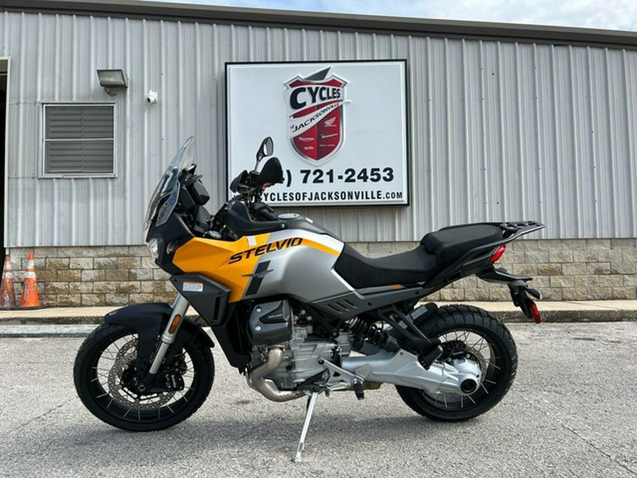 2025 Moto Guzzi Stelvio