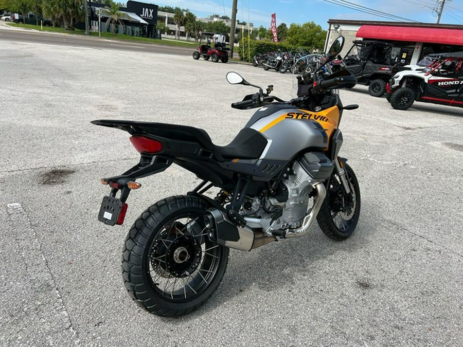 2025 Moto Guzzi Stelvio