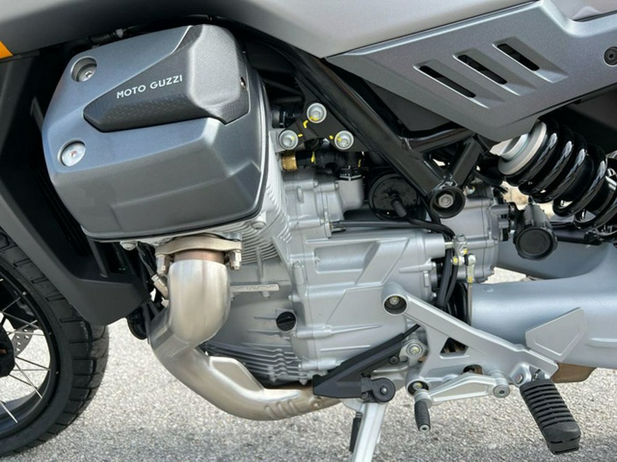 2025 Moto Guzzi Stelvio