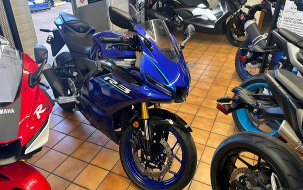 2026 Yamaha YZF R3 ABS
