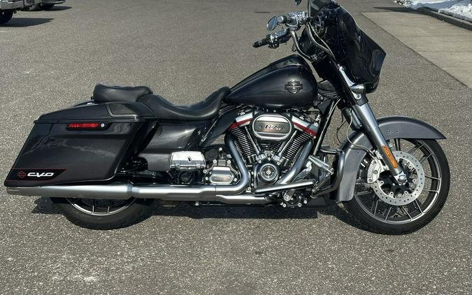 2020 Harley-Davidson® FLHXSE - CVO™ Street Glide®