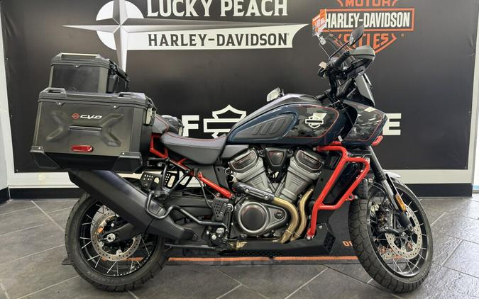 2025 Harley-Davidson® CVO™ Pan America® Carbon Blue