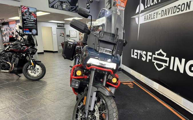 2025 Harley-Davidson® CVO™ Pan America® Carbon Blue