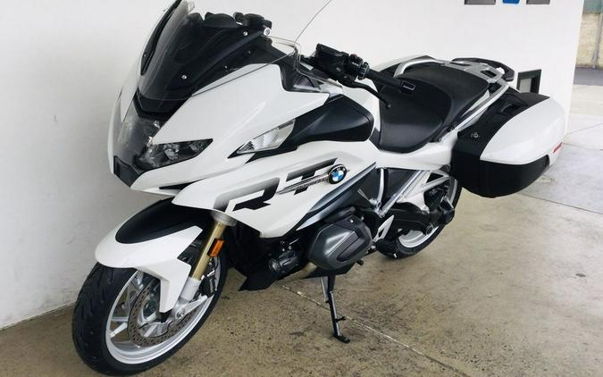 2024 BMW R 1250 RT Alpine White 3