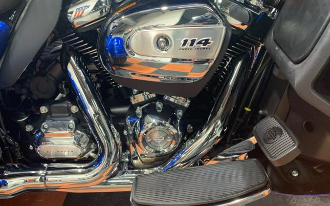 2024 Harley-Davidson Tri-Glide Ultra FLHTCUTG