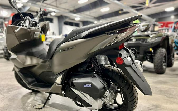 2023 Honda® PCX