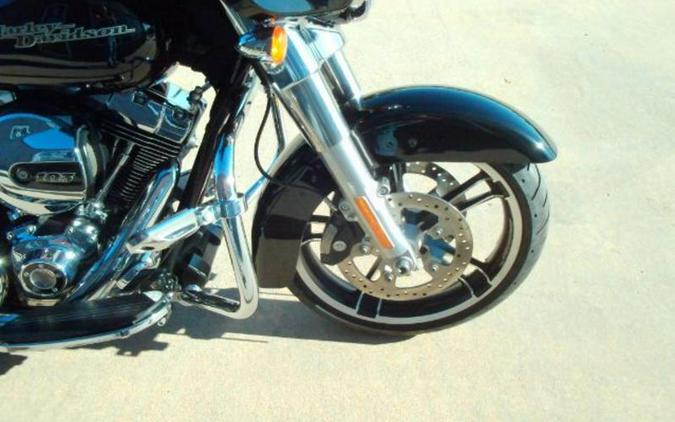 2016 Harley-Davidson® FLHX - Street Glide®
