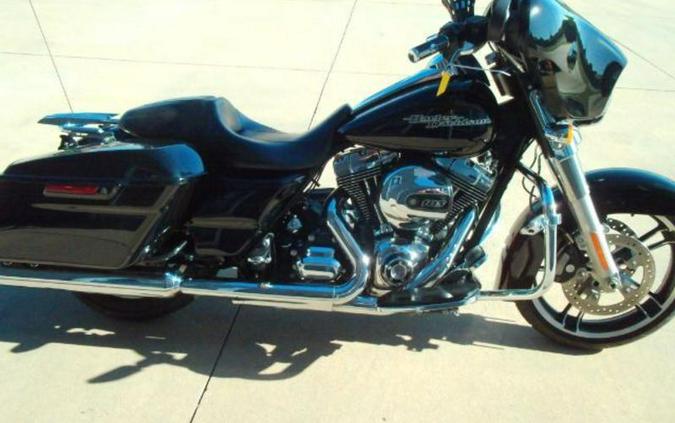 2016 Harley-Davidson® FLHX - Street Glide®