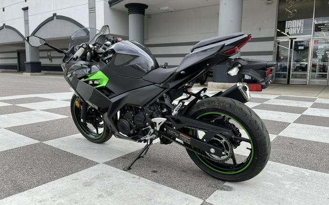 2023 Kawasaki Ninja® 400 ABS