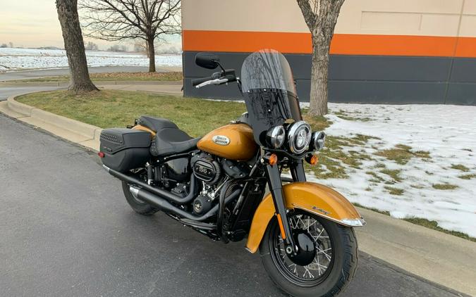 2023 Harley-Davidson Heritage Classic Prospect Gold